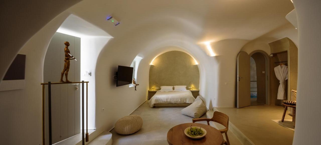 Oia Treasures Art Suites Ngoại thất bức ảnh
