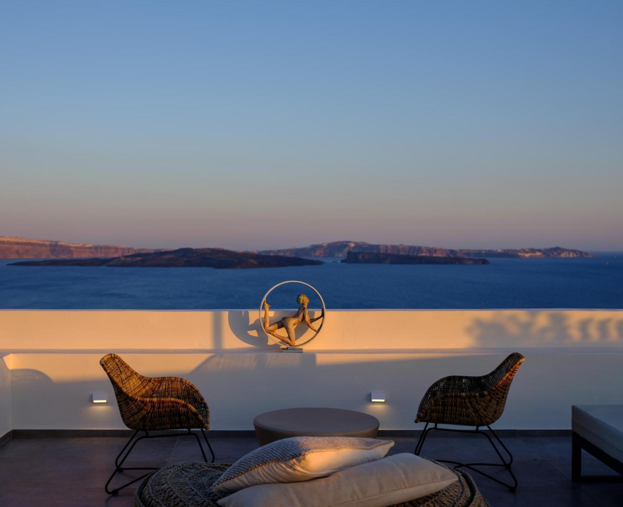 Oia Treasures Art Suites Ngoại thất bức ảnh